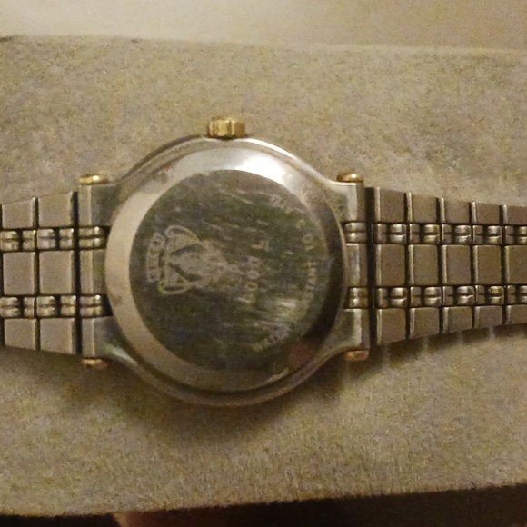 GUCCI Vintage Collection 9000M quartz wristwatch women’s men's dial gray - Picture 4 of 5